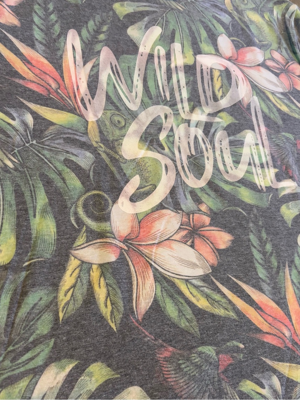 Wild Soul Tropical Print T-Shirt - Multicolor - NEW - Picture 3 of 8
